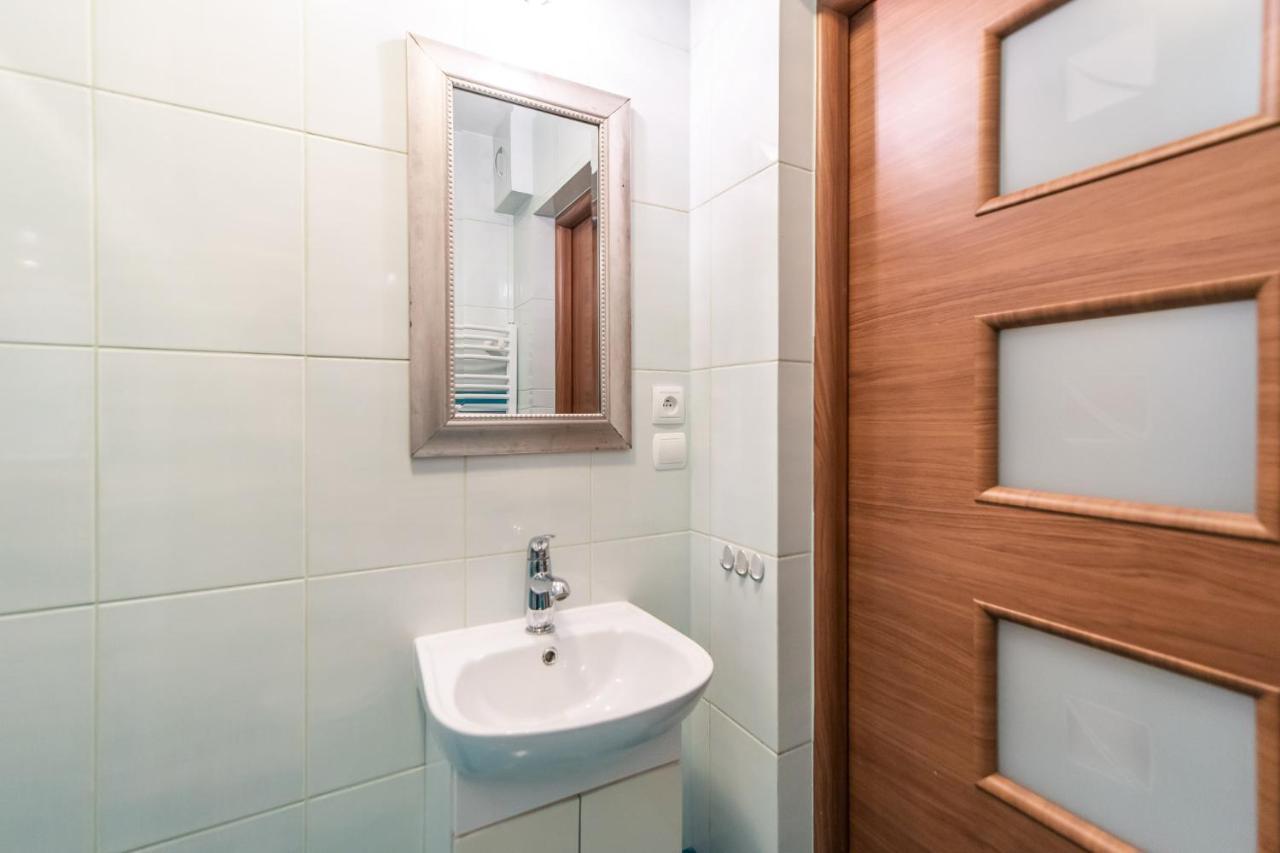 Pod Roza Wiatrow Apartment Kolobrzeg Exterior photo