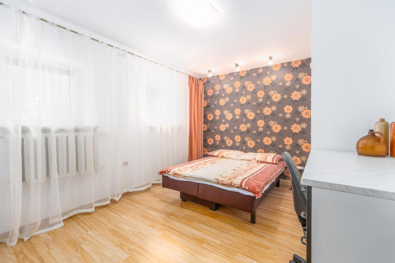 Pod Roza Wiatrow Apartment Kolobrzeg Exterior photo
